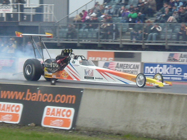 SantaPod Easter 2004 - Pro Fuel, Highly recommended day out if it's not raining